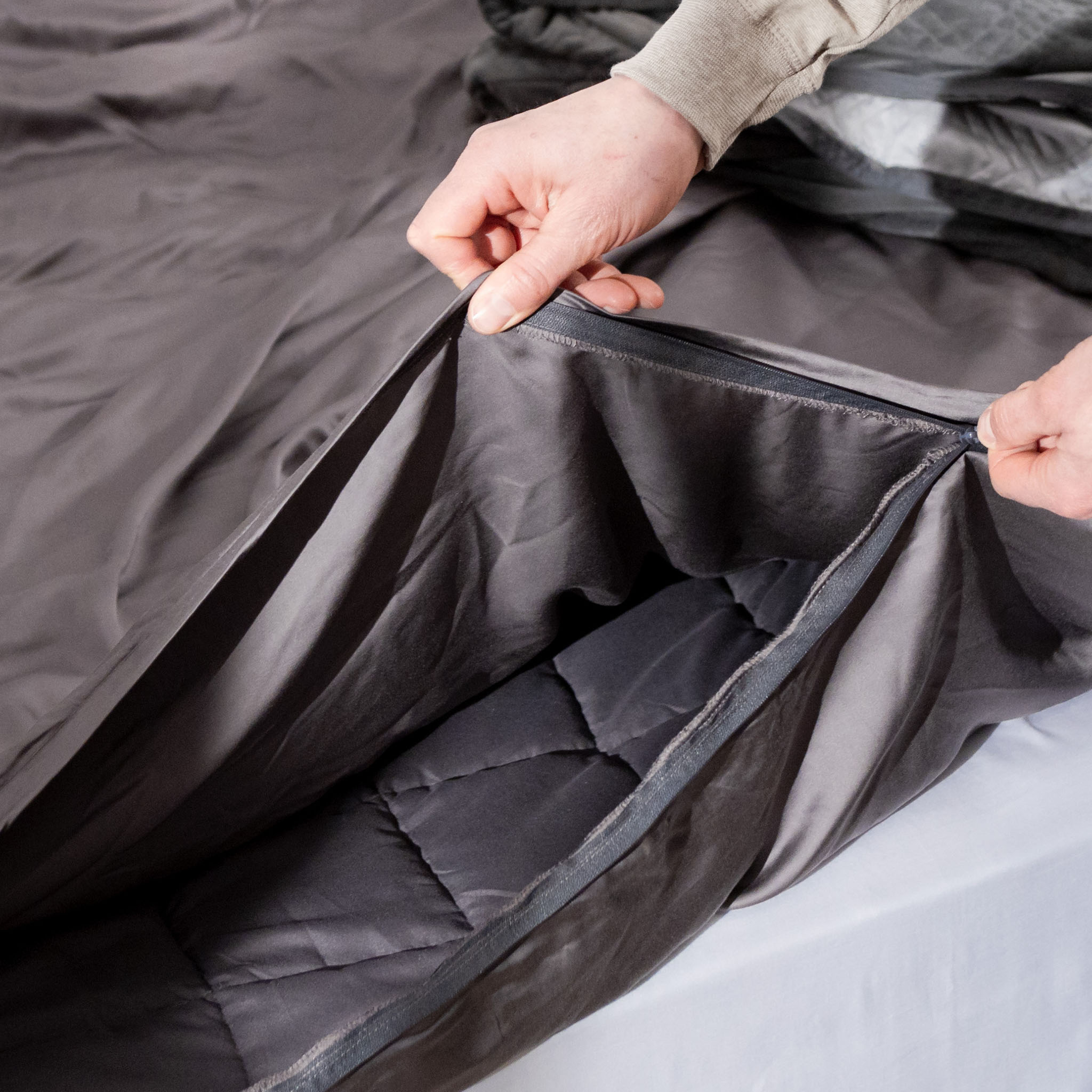 Hush Iced 2.0 - The First Cooling Weighted Blanket – Hush Blankets
