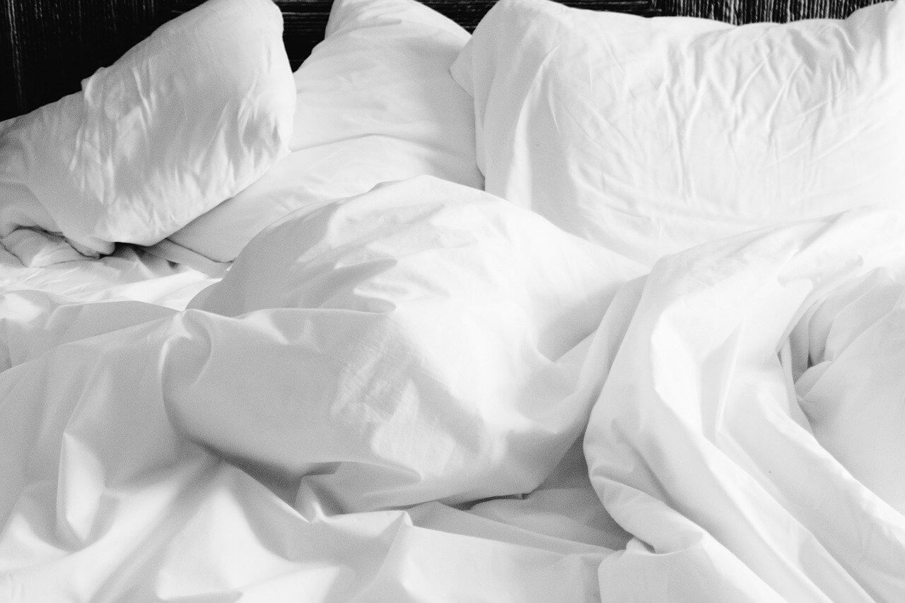 Eucalyptus vs Bamboo Sheets Review: Which One is Better?