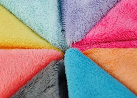 what are weighted blankets made of: Soft fabrics in different colors