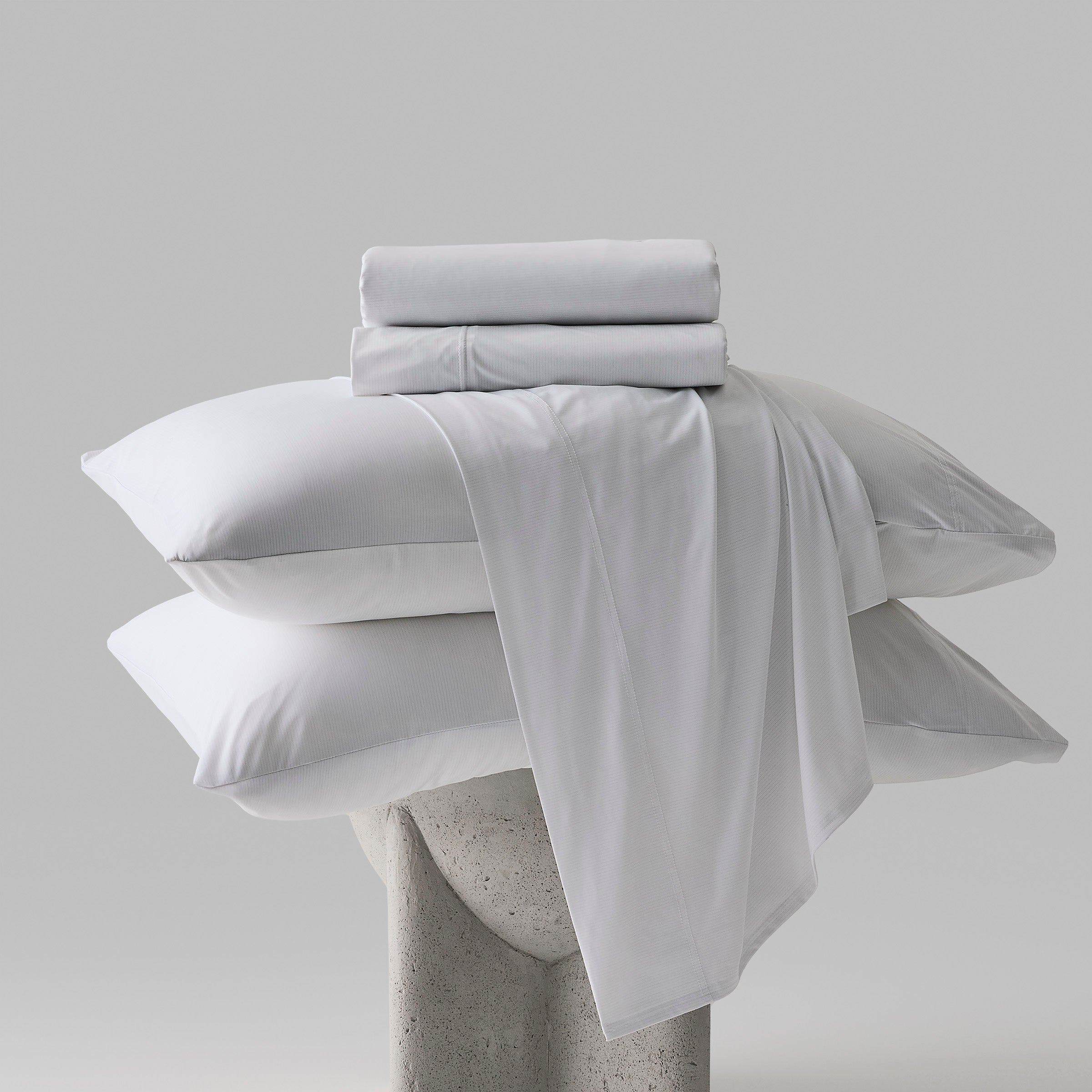 Graph-Iced Ultra Cold Performance Sheet Set